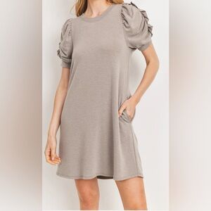 Cherish T-shirt Dress with Puff Short Sleeve and Pockets Size Medium